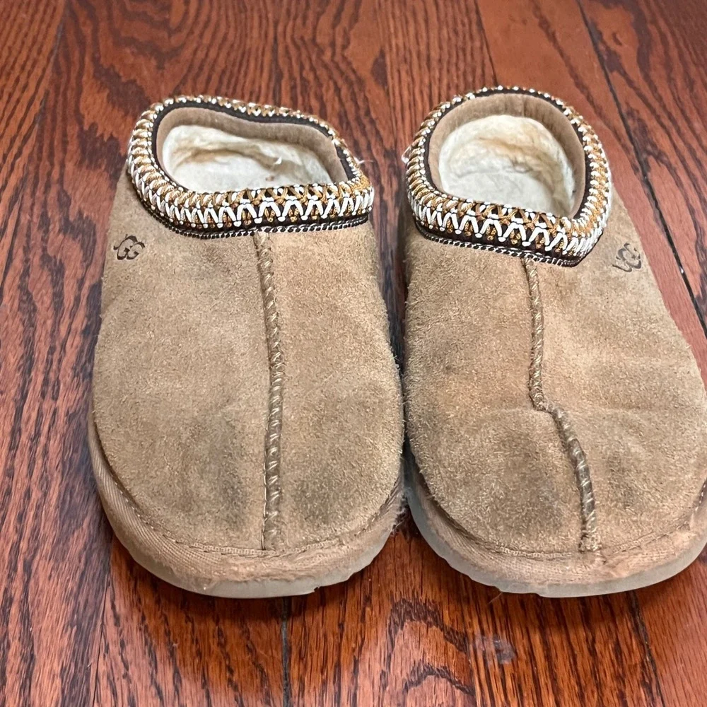 UGG Kids Tasman Chestnut Suede Slip On Slippers 1019066K Size 1Y
